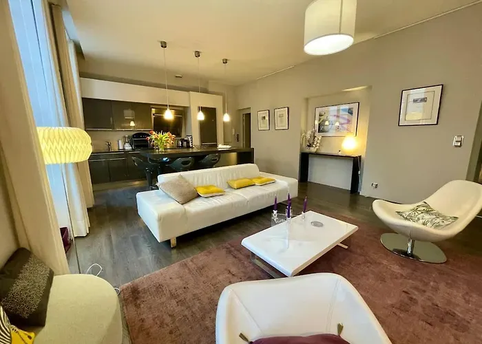 Magnifique Triangle * Bordeaux