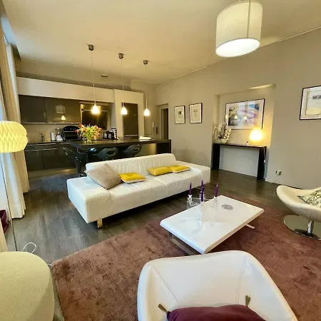 Magnifique Triangle * Bordeaux